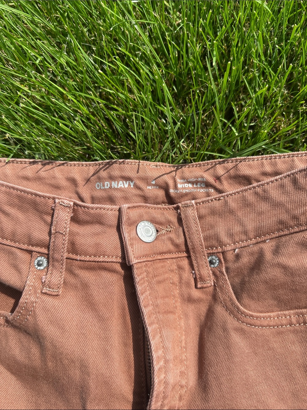 Old Navy Wide-Leg Jeans in Rusty Orange - Picture 2 of 3